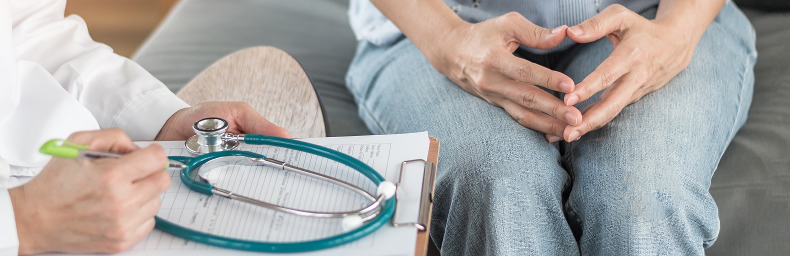 Gynecologic oncology doctor with patient