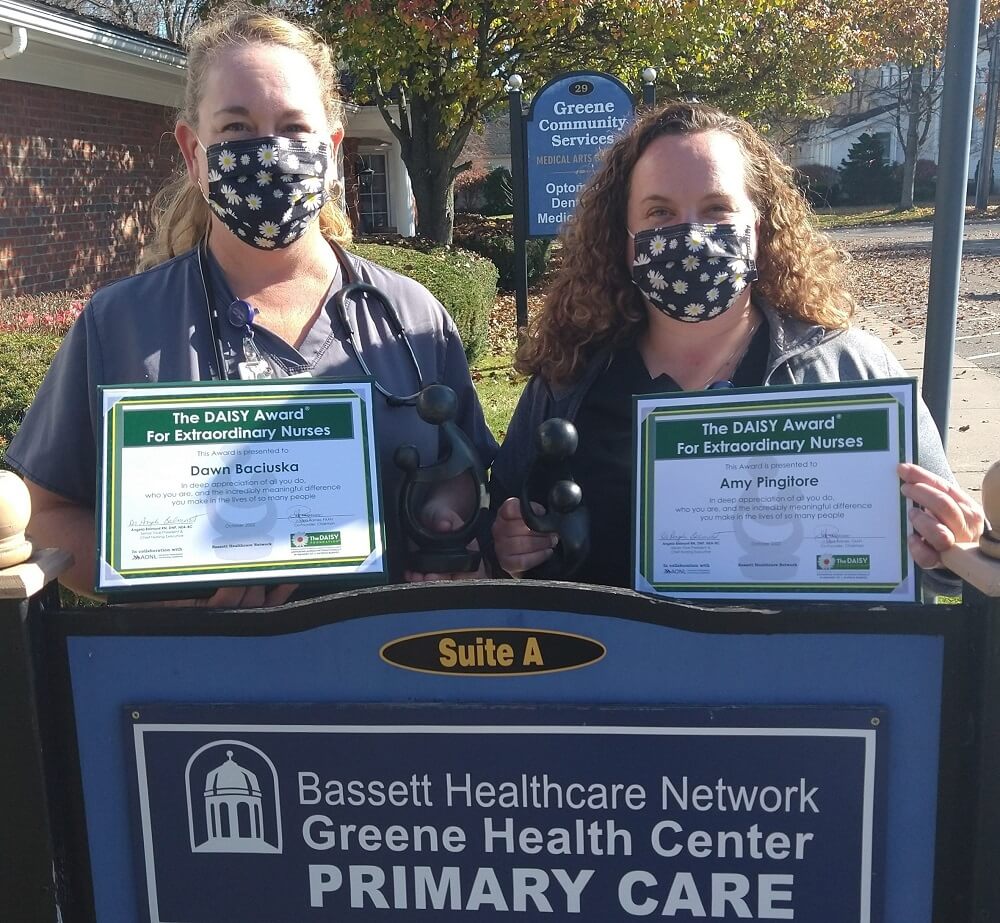 Dawn Baciuska, LPN & Amy Pingitore, LPN from Bassett Health Center Greene receiving the Team Award.